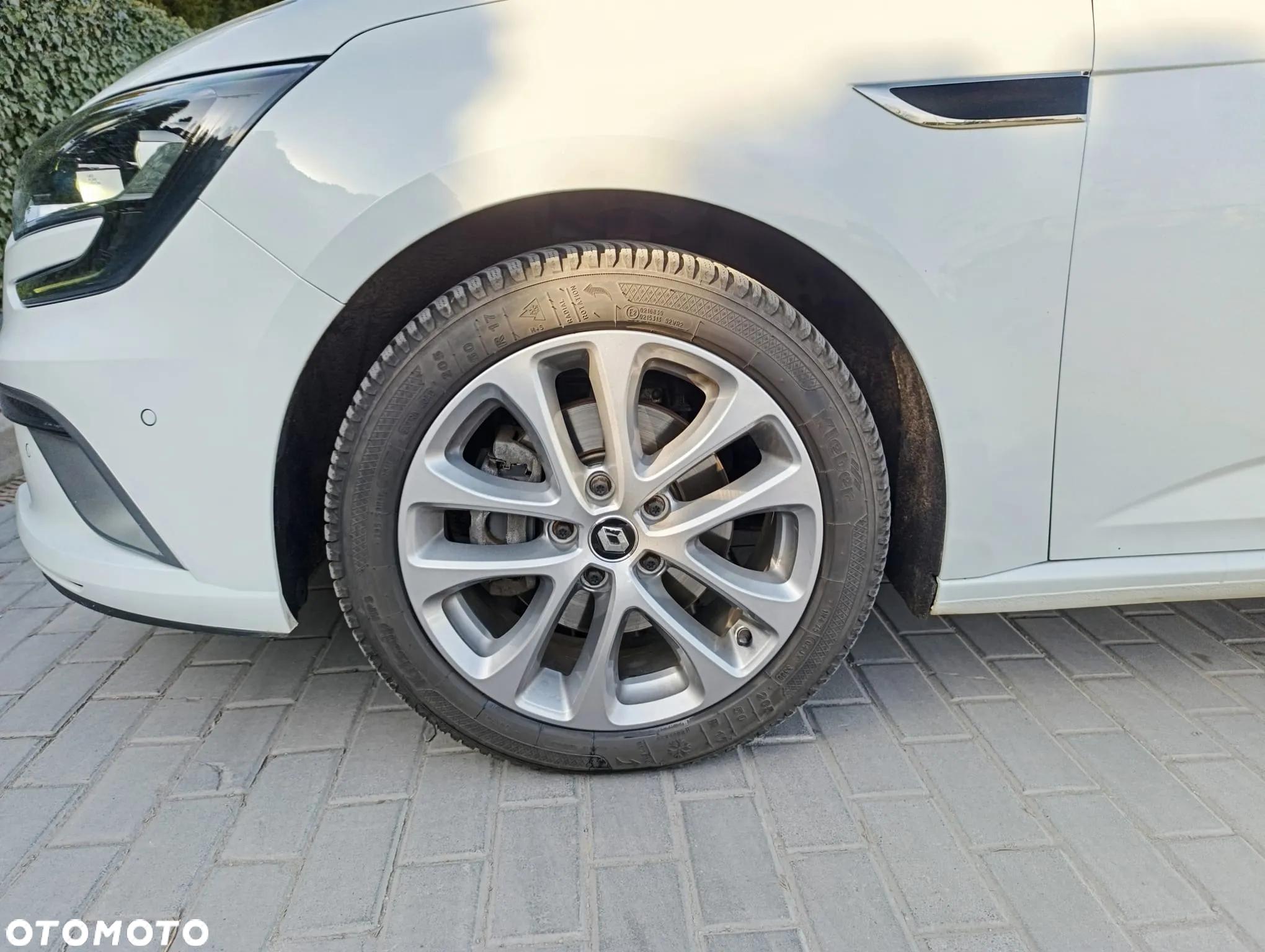 Renault Megane Grandtour BLUE dCi 150 EDC GT LINE - 33