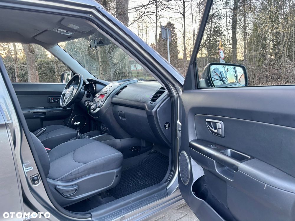 Kia Soul 1.6 CRDI L - 36