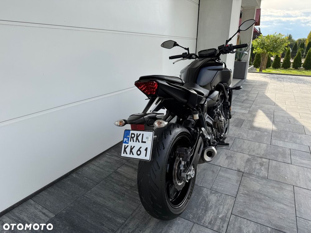 Yamaha MT - 10