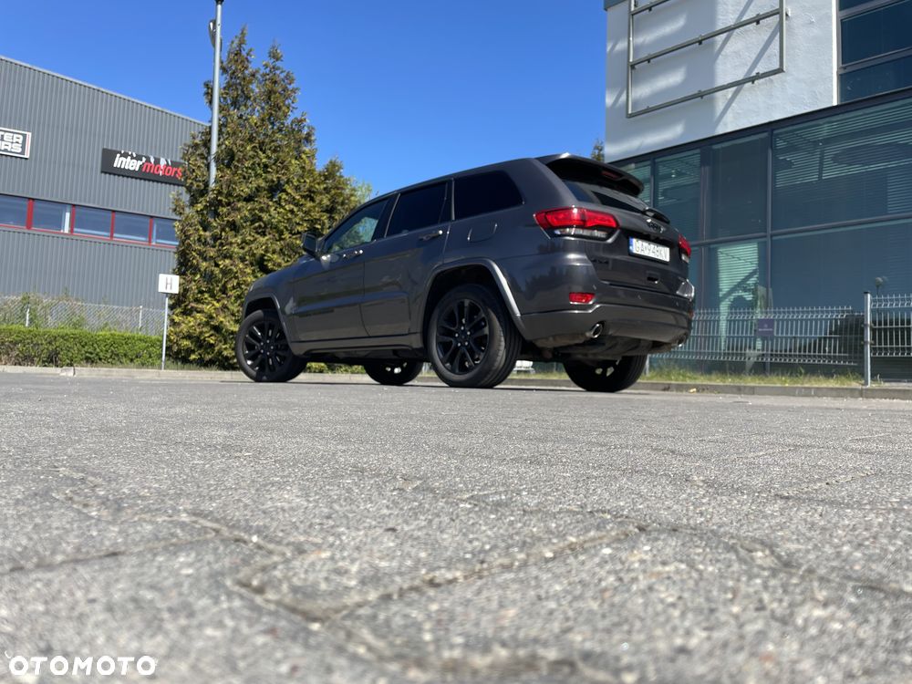 Jeep Grand Cherokee - 2