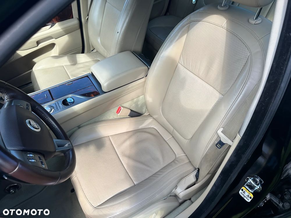 Jaguar XF 3.0 V6 D S Premium Luxury - 13