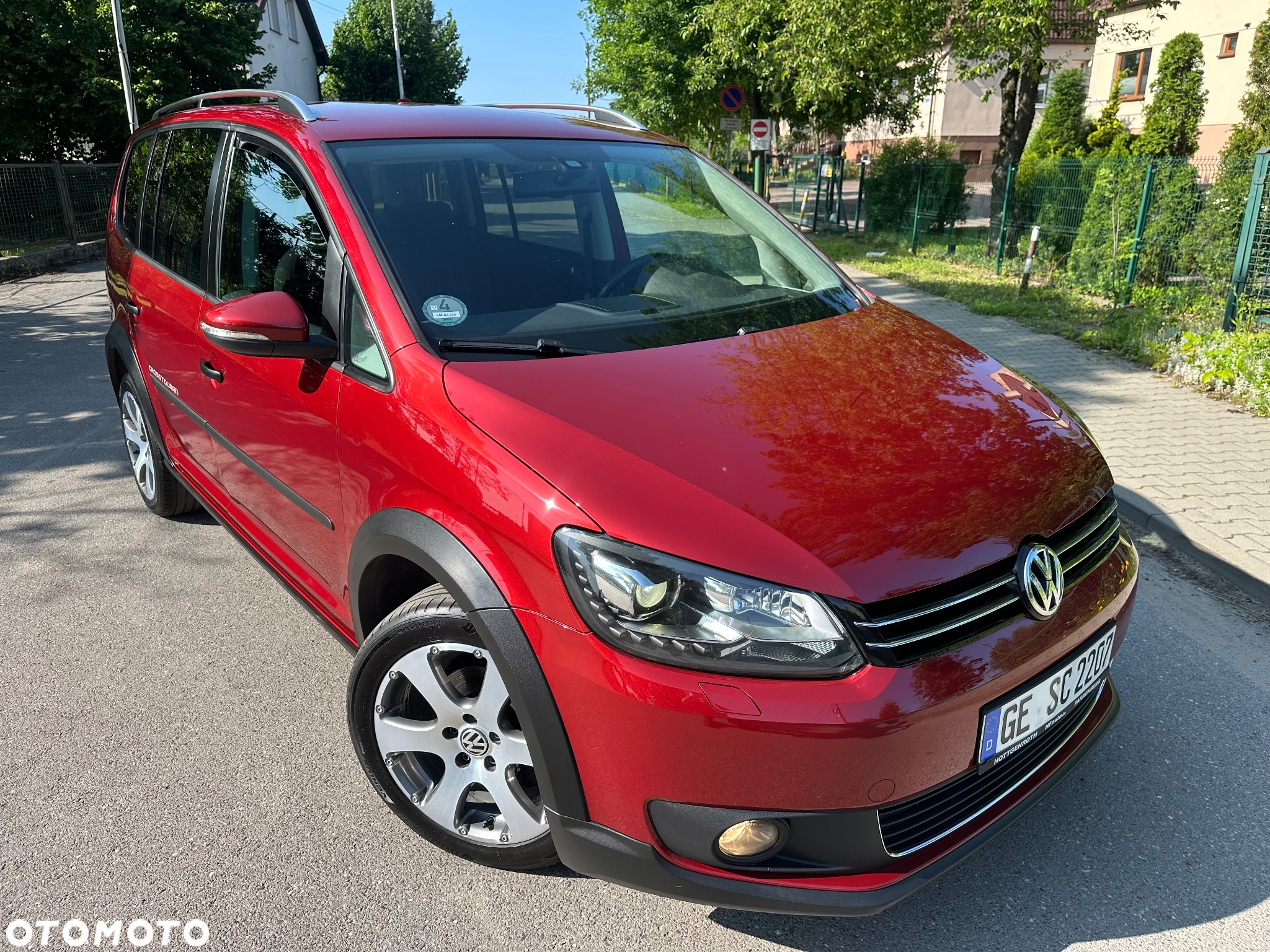 Volkswagen Touran 1.4 TSI Cross - 4