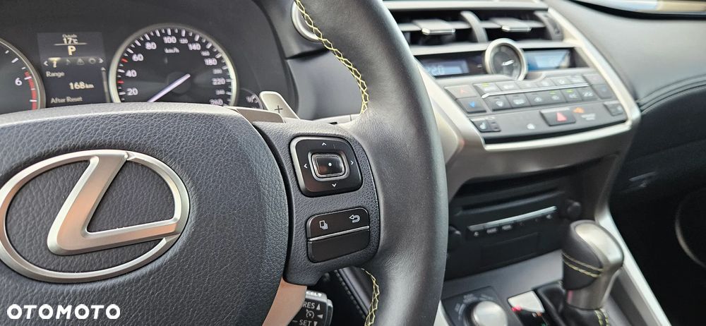 Lexus NX 200t Prestige AWD - 28