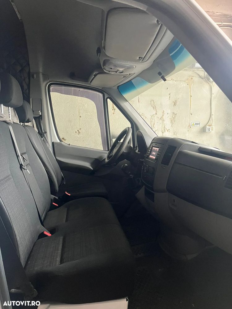 Mercedes-Benz Sprinter - 5