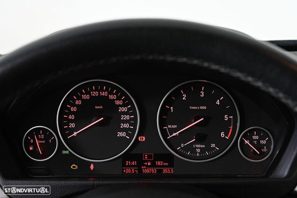 BMW 318 d Touring Advantage - 4