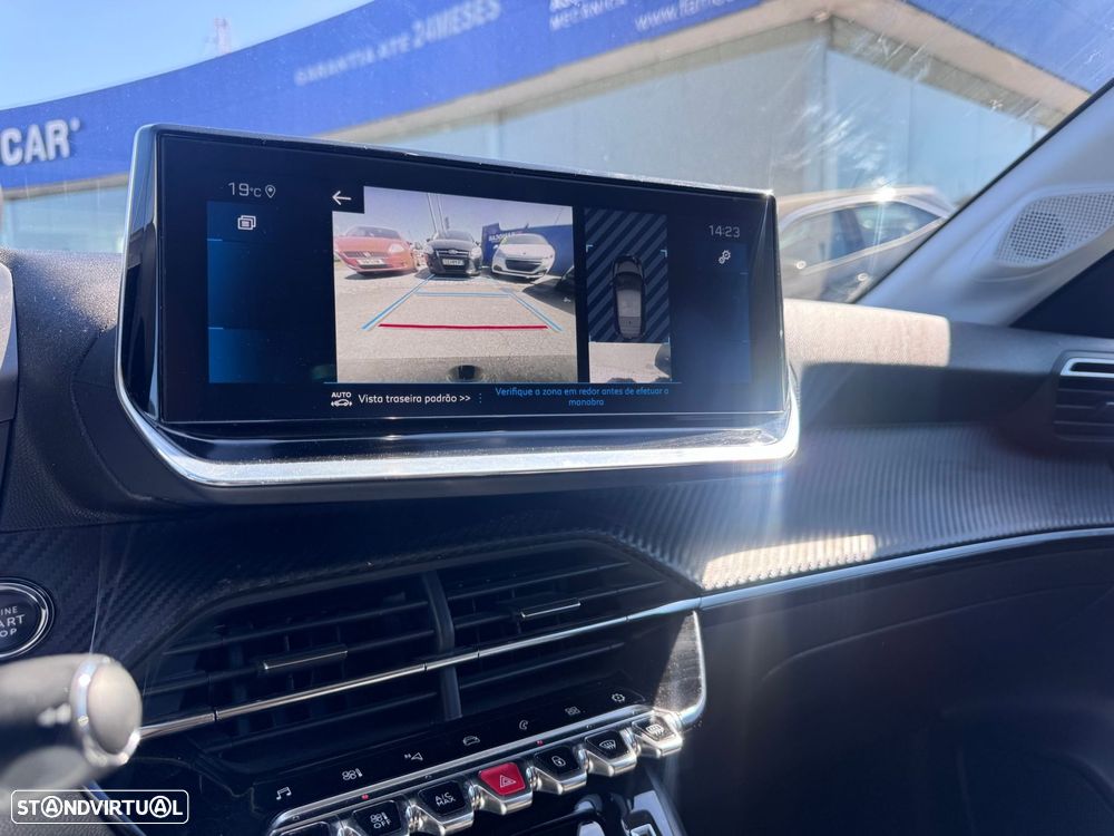 Peugeot 208 1.2 PureTech Allure - 11