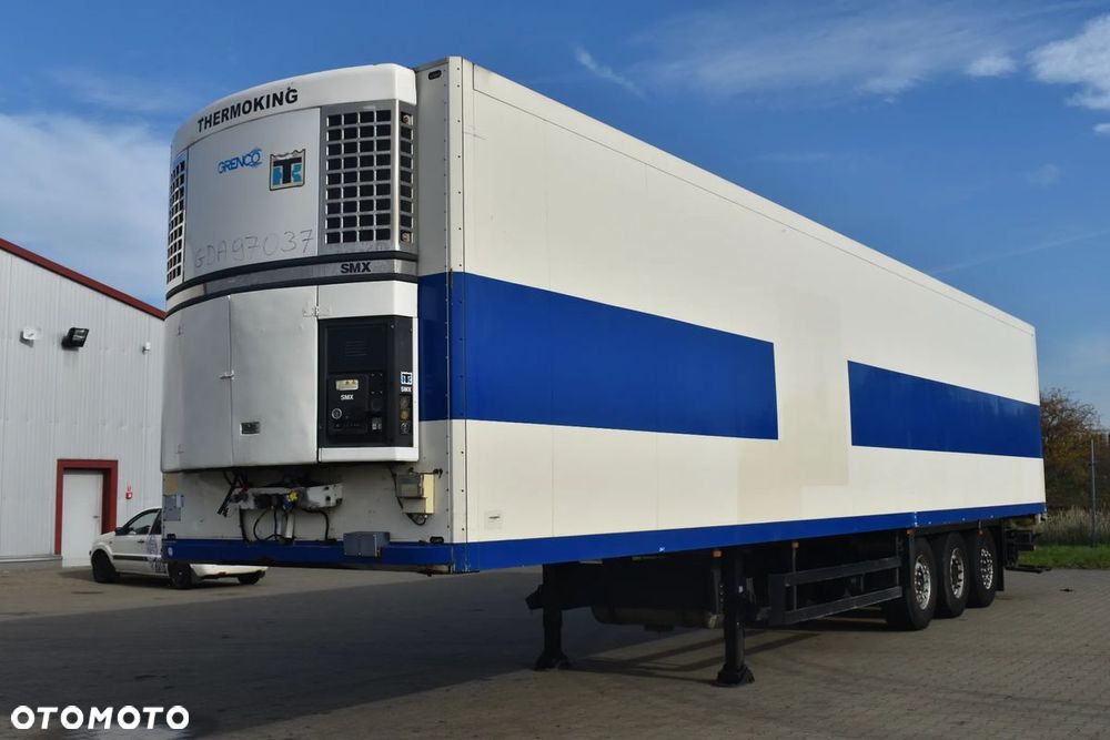 Schmitz Cargobull SKO 24 - 2