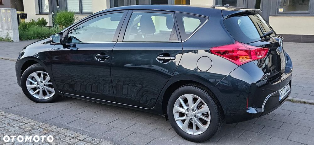 Toyota Auris 1.33 Dual-VVT-i START Edition - 3