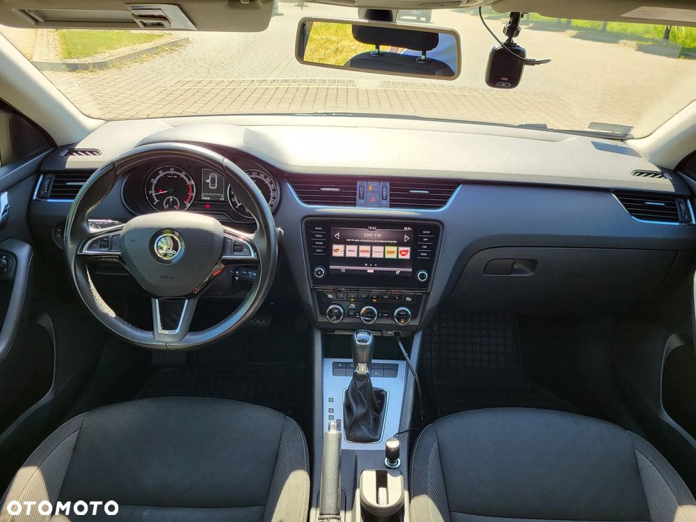 Skoda Octavia 1.4 TSI Ambition DSG - 5