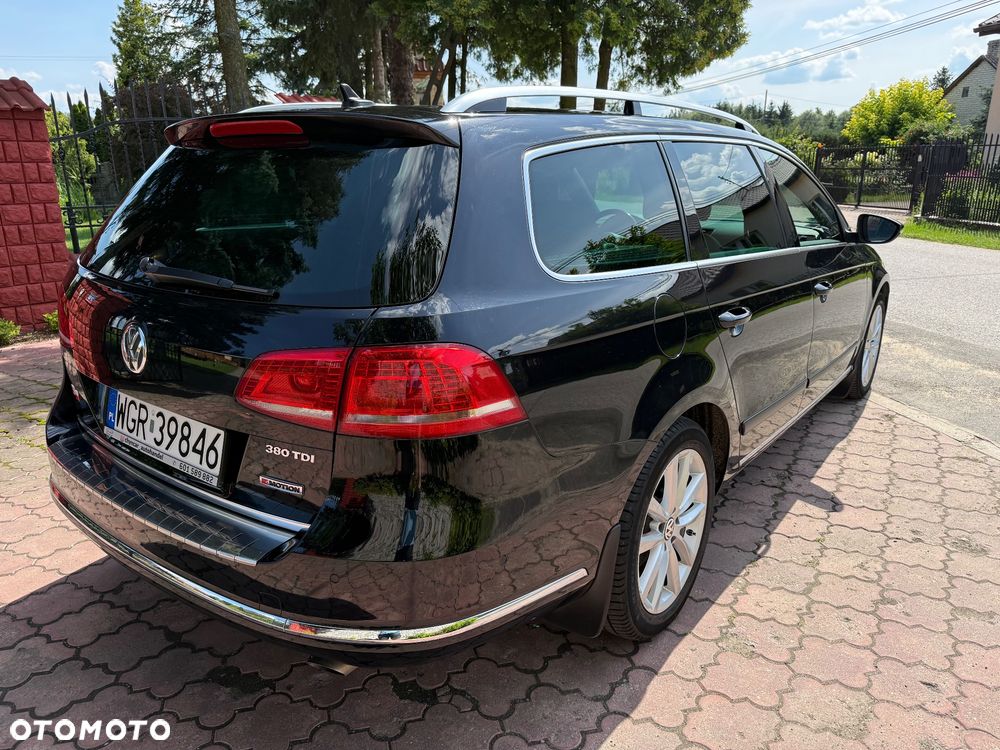 Volkswagen Passat 2.0 TDI 4Mot Highline DSG - 4