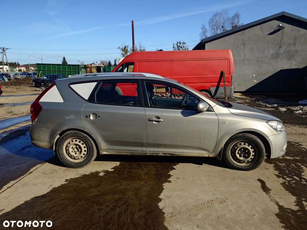 Kia Ceed 11R 1.6 85 KW NA CZĘŚCI - 4