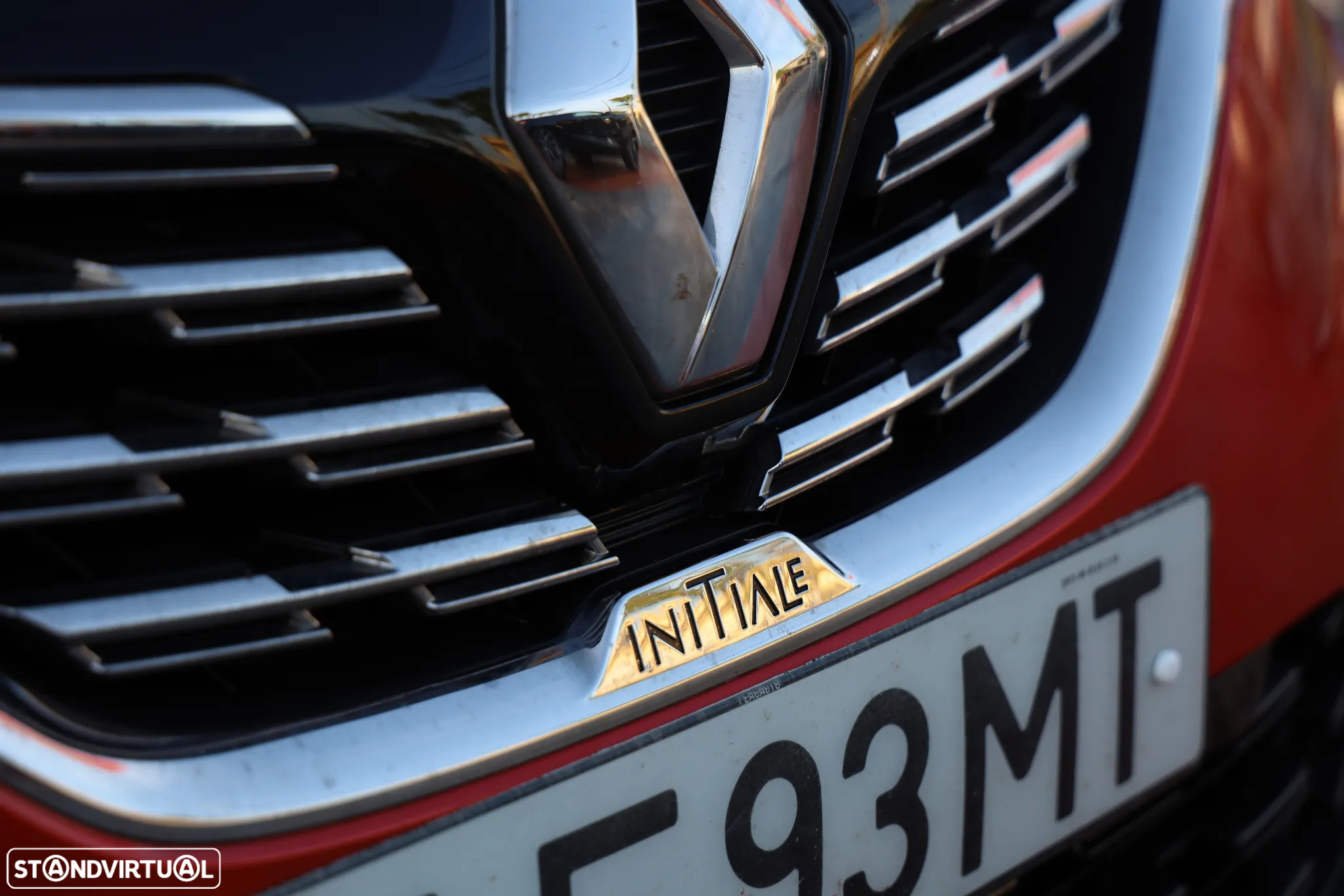 Renault Captur 1.6 E-Tech Plug-In Initiale Paris - 3