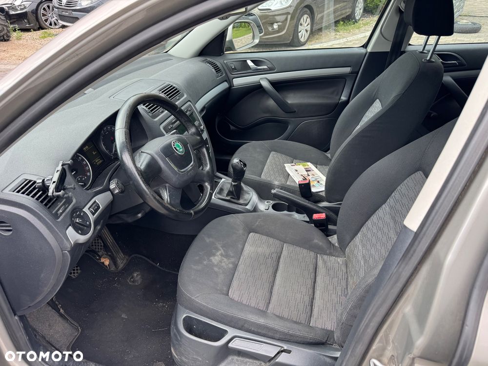Skoda Octavia 1.6 TDI Elegance - 8