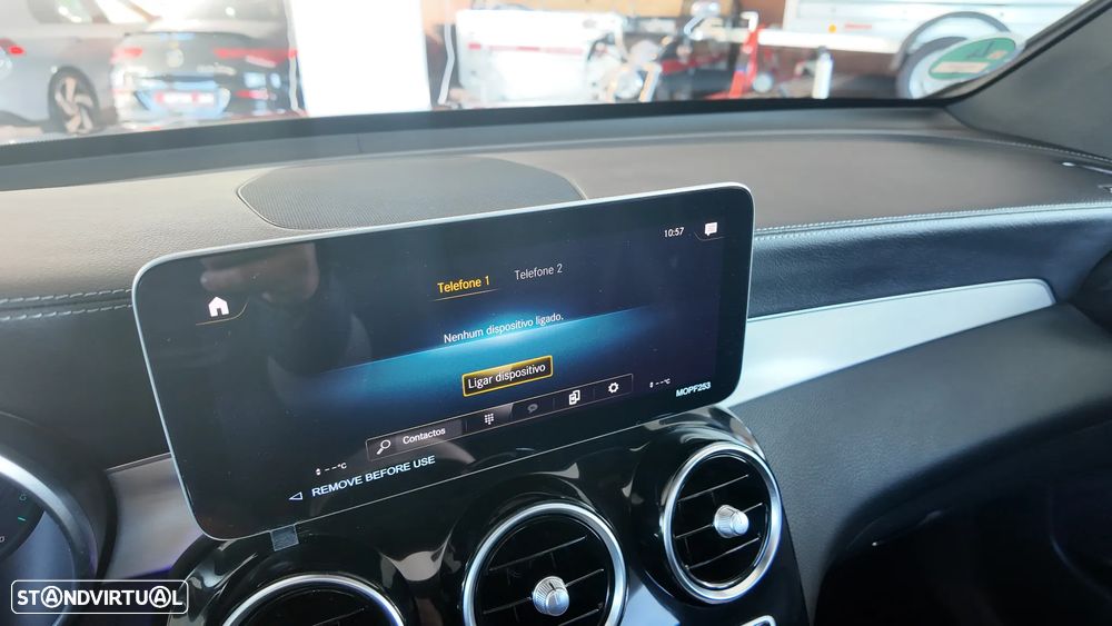 Mercedes-Benz GLC 300 de Coupe 4Matic 9G-TRONIC AMG Line Plus - 26