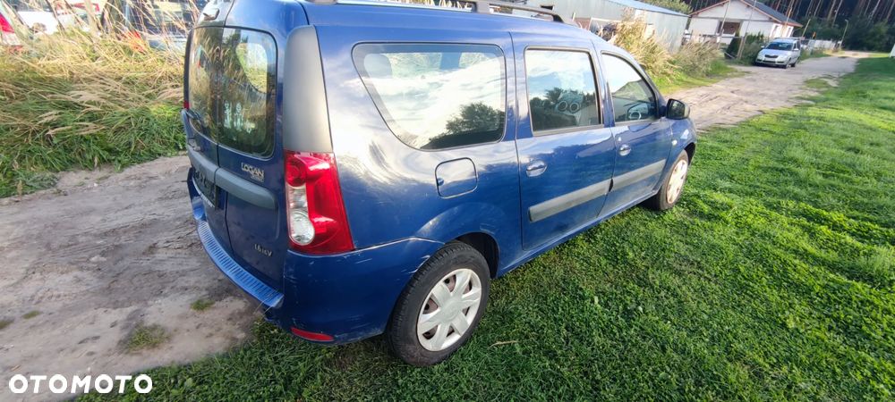 Dacia Logan 1.6 16V Laureate Euro5 - 4
