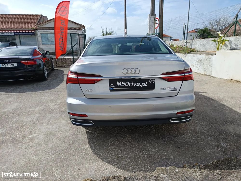 Audi A6 50 TFSI e quattro S tronic design - 4