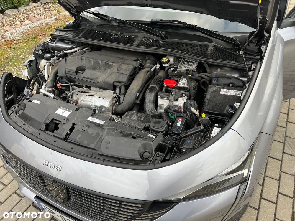 Peugeot 308 SW Hybrid 180 e-EAT8 Allure - 26