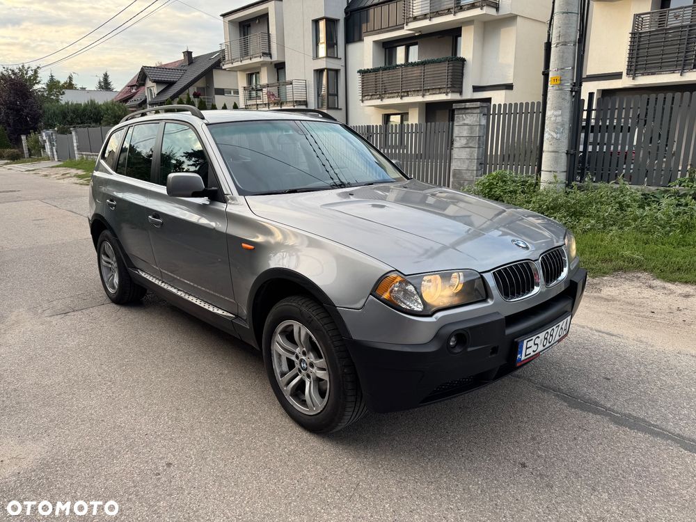 BMW X3 2.5i - 6