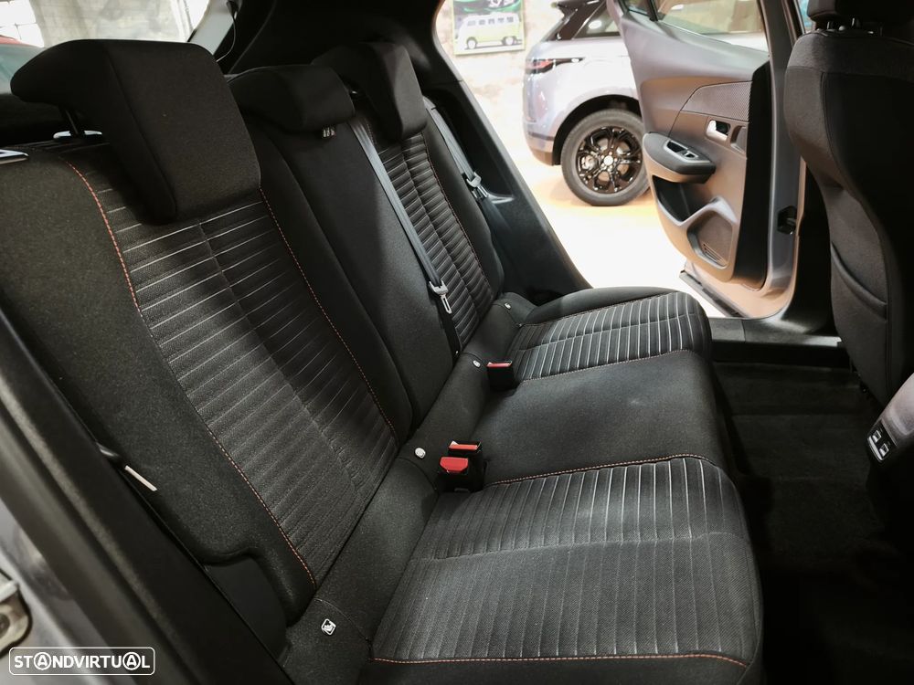 Peugeot e-2008 Active Pack - 15