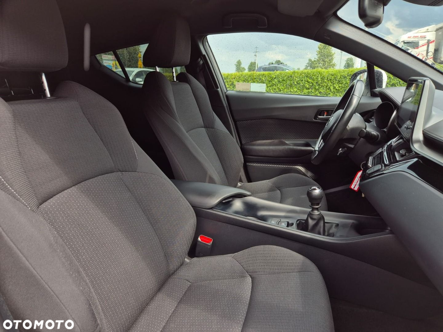 Toyota C-HR 1.2 T GPF Premium - 12