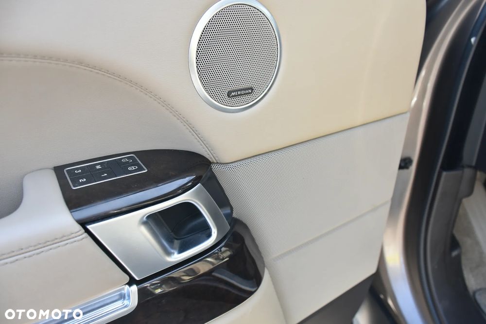 Land Rover Range Rover 3.0TD V6 Vogue - 17