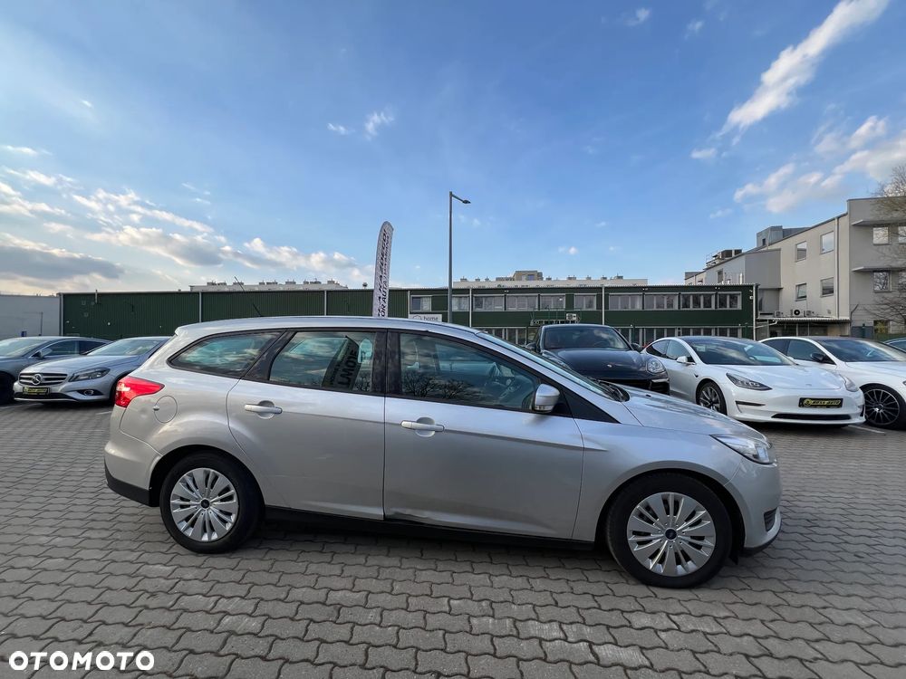 Ford Focus 1.5 TDCi Titanium - 10