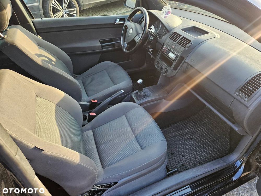 Volkswagen Polo 1.6 Goal - 31