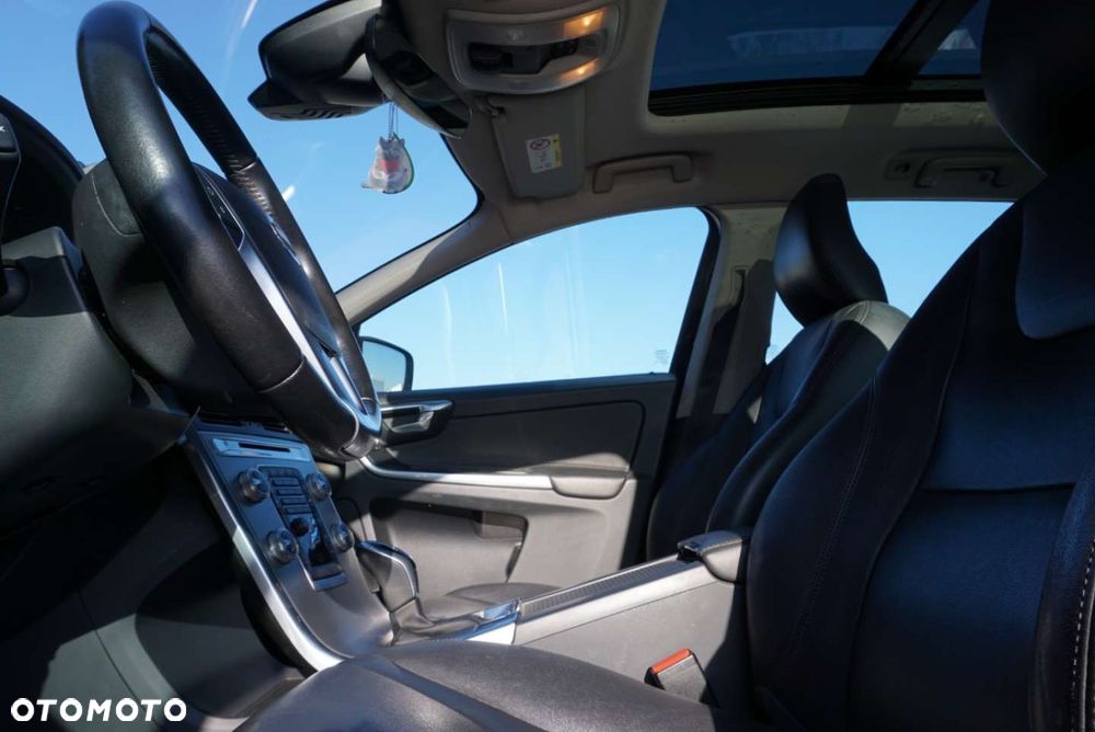 Volvo XC 60 D4 Drive-E Summum - 15
