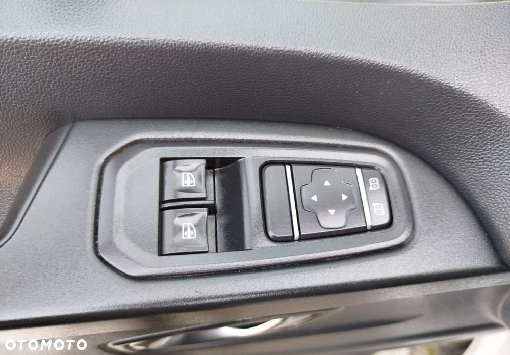 Renault Trafic - 22