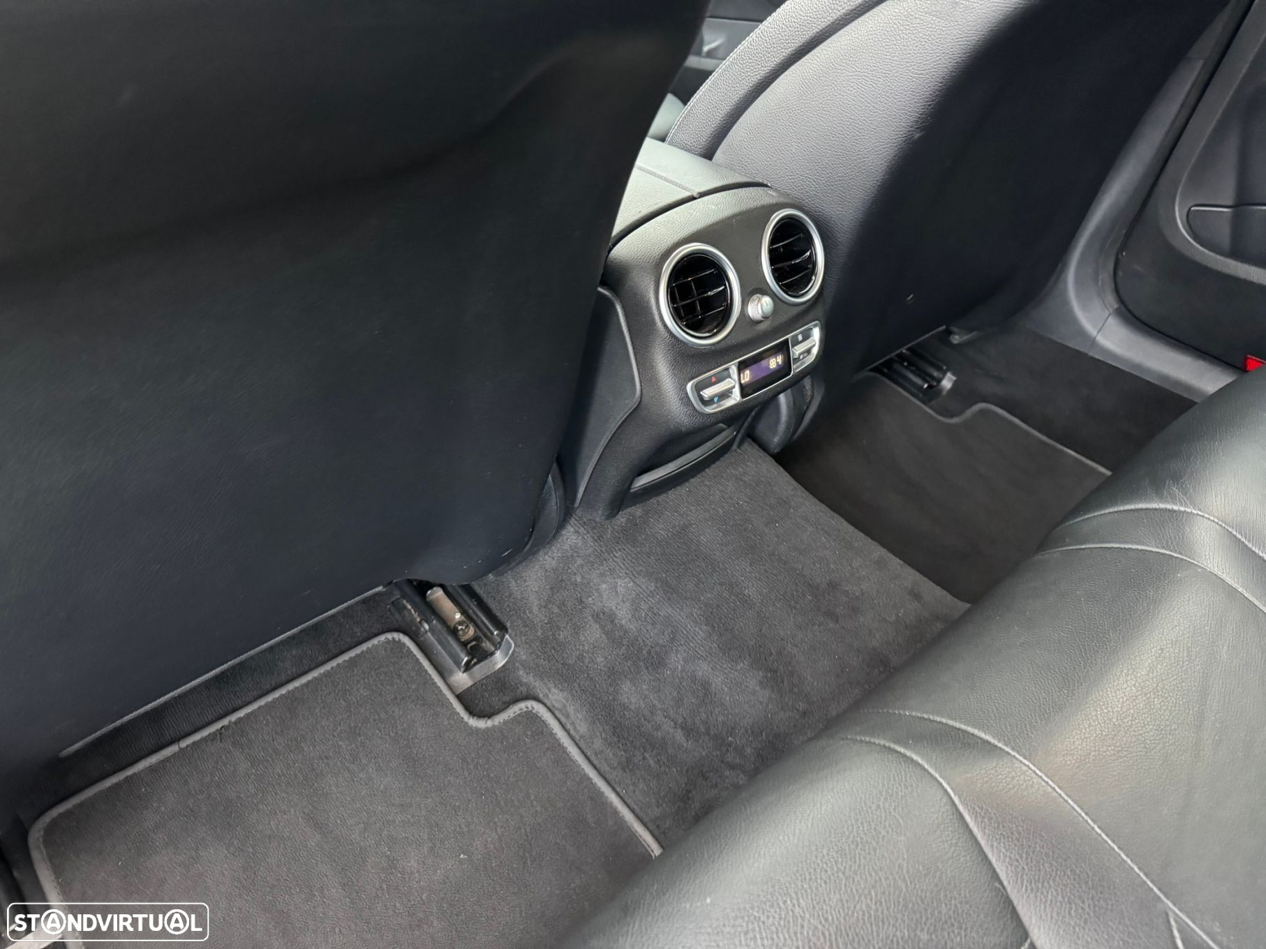 Mercedes-Benz C 220 BlueTEC Avantgarde+ - 10