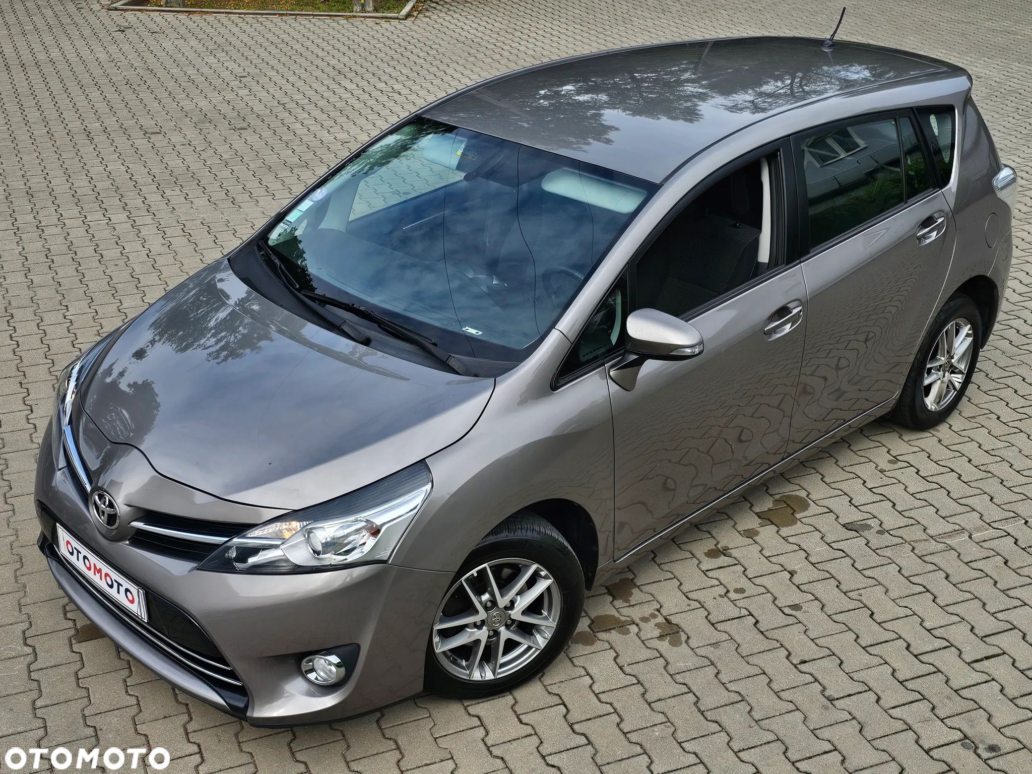 Toyota Verso 1.6 Active 7os EU6 - 1