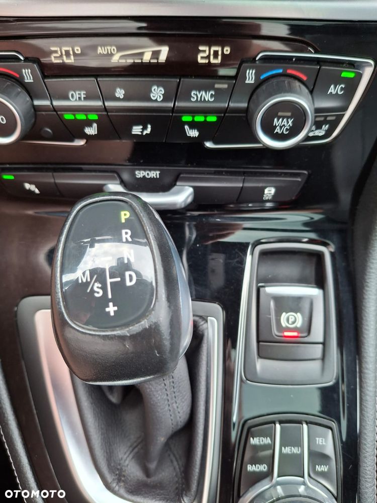 BMW Seria 2 220d GT xDrive - 4