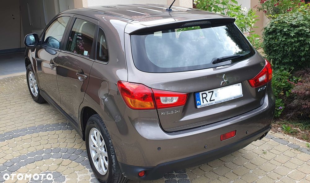 Mitsubishi ASX - 3