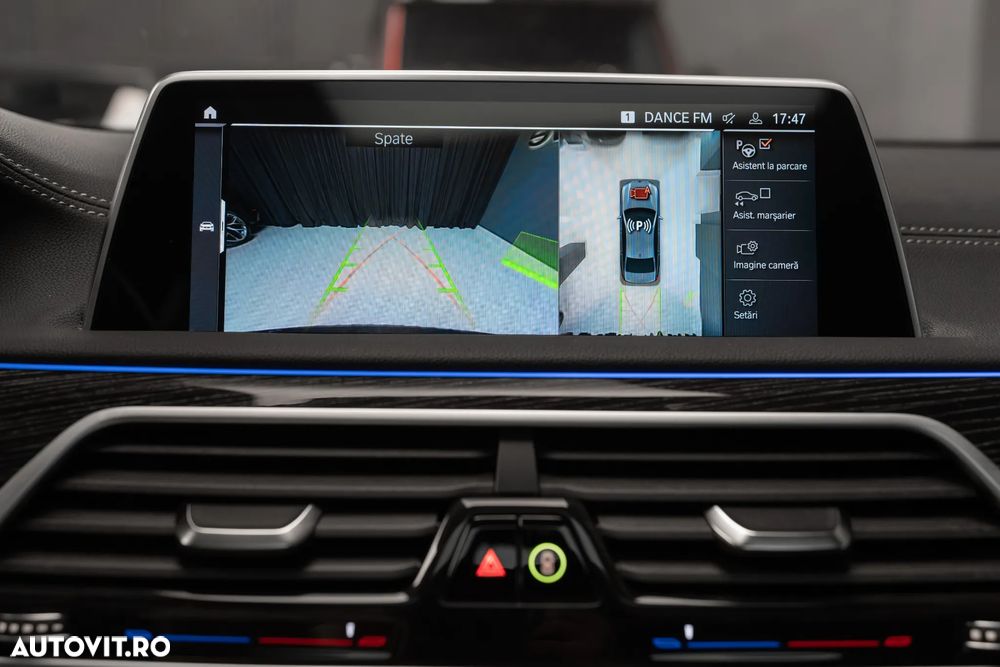BMW Seria 7 740d xDrive - 38