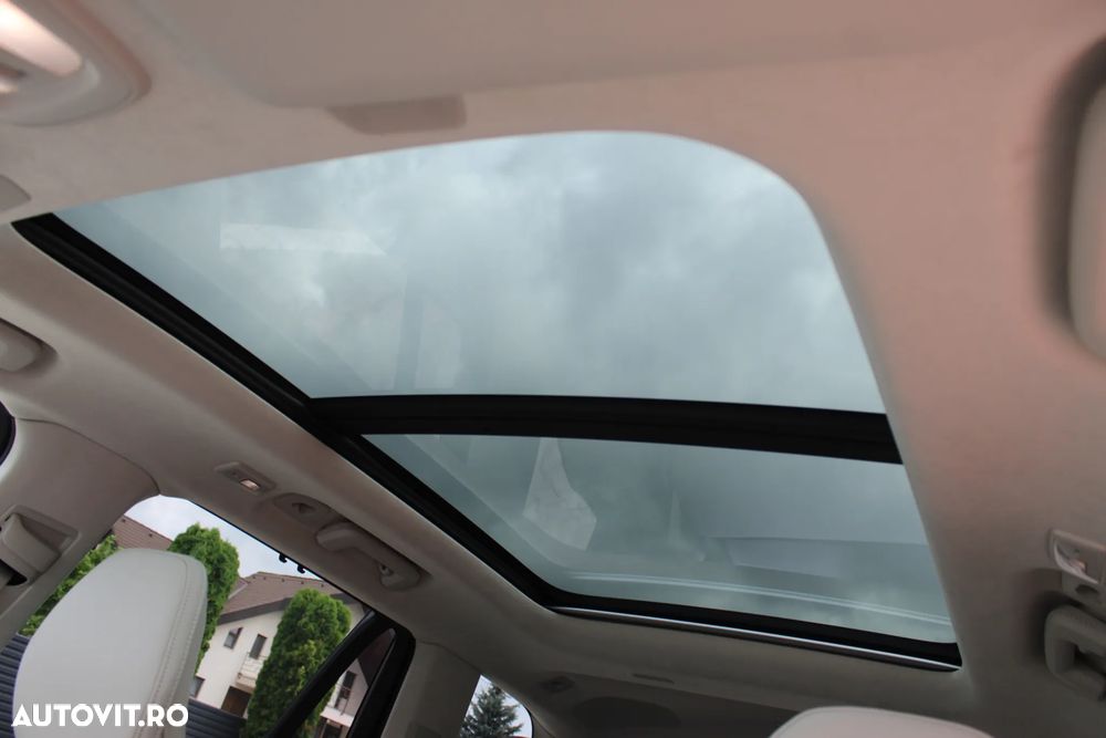 Volvo XC 90 T8 AWD Ultra Dark - 29