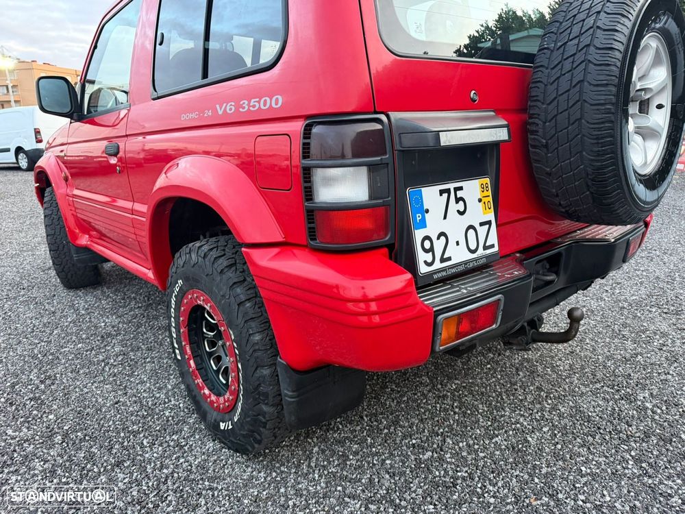 Mitsubishi Pajero 3.5 V6 - 21