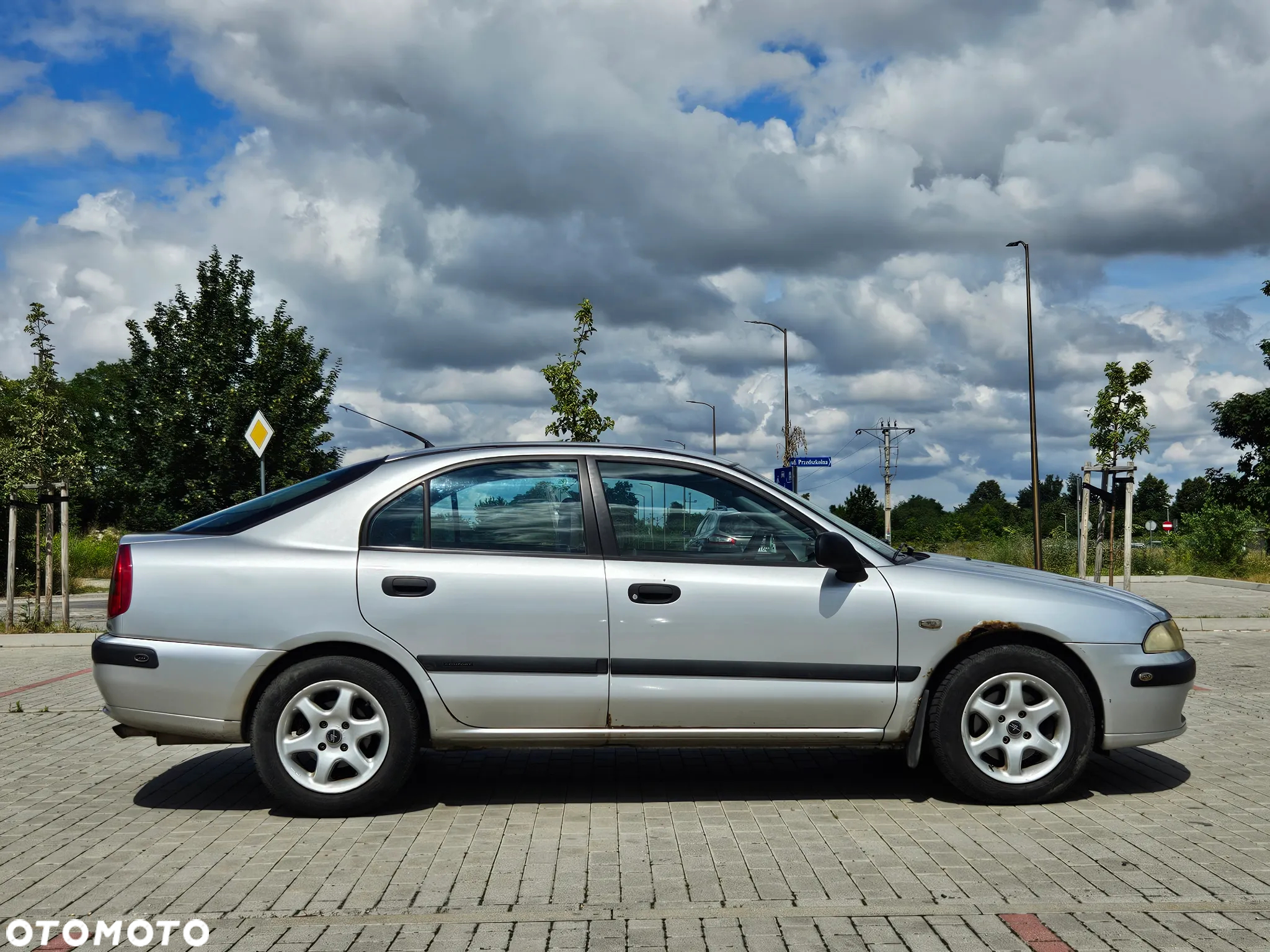 Mitsubishi Carisma 1.9 DID MP Comfort - 5
