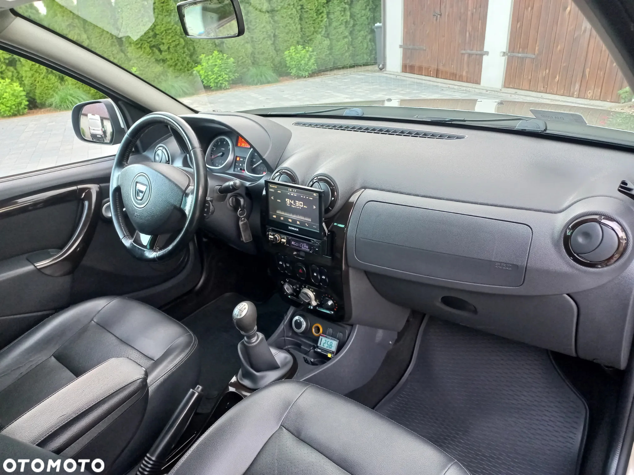 Dacia Duster 1.6 Laureate 4x4 - 35
