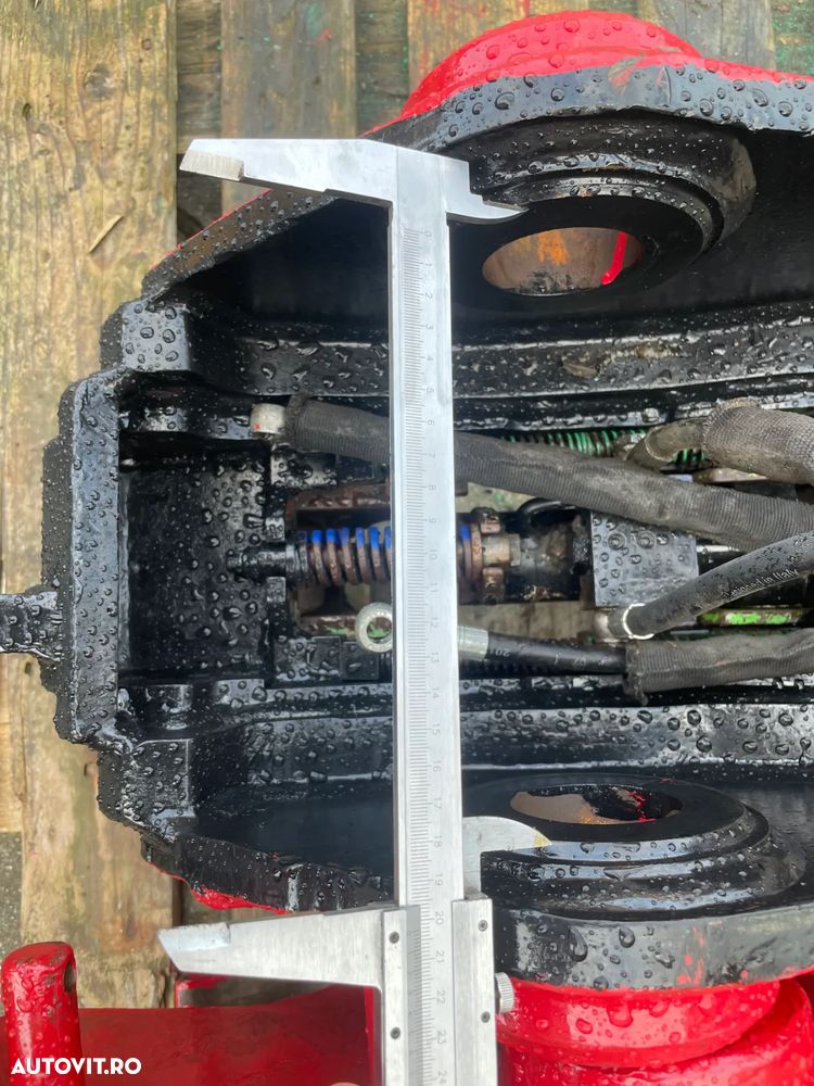 Sistem Hidraulic automat De Prindere Cupe Pentru Excavatoare De 7-10 Tone - 5