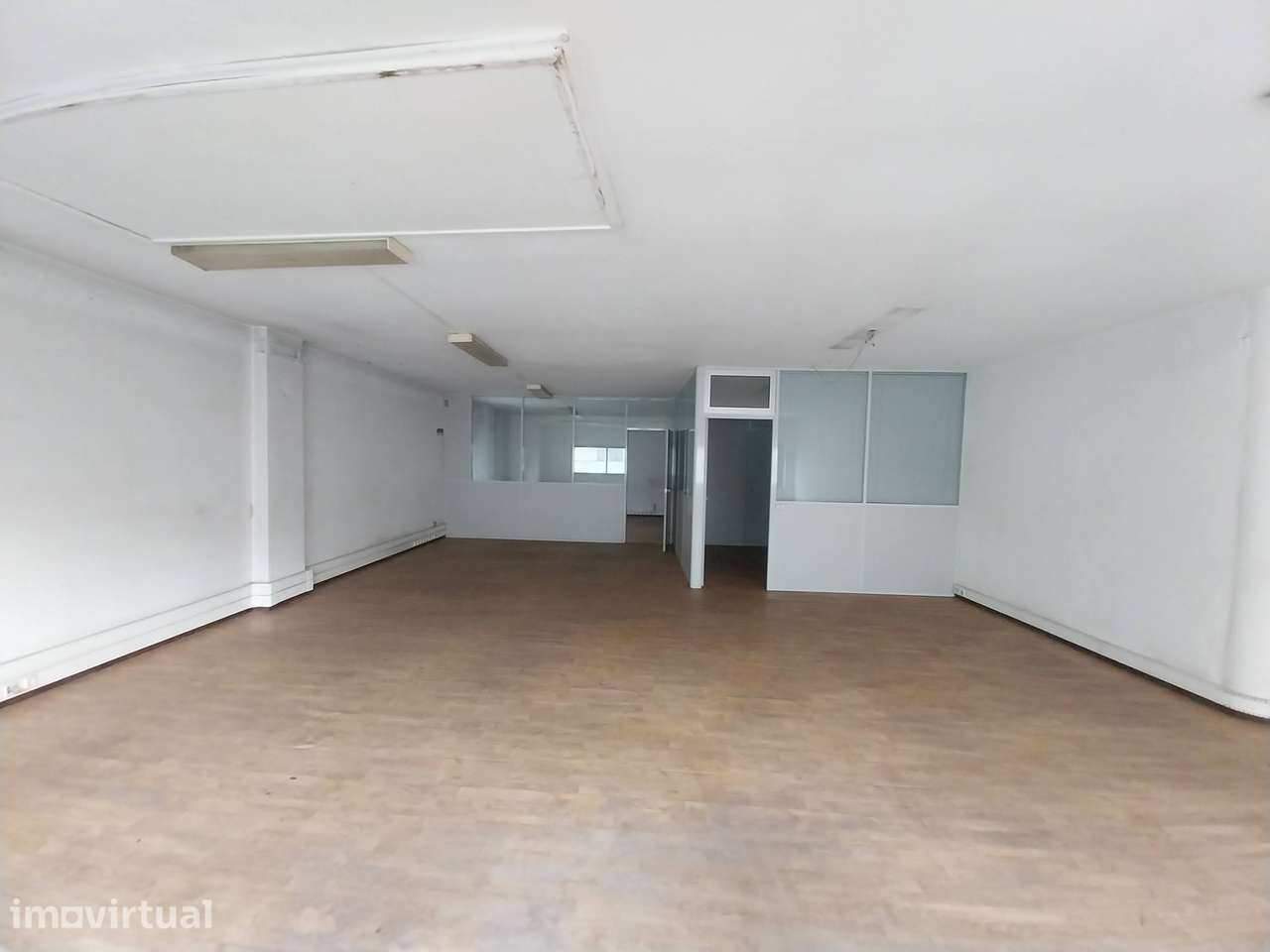Escritório 105 m² | Centro Comercial D. Dinis | Leiria Centro - Grande imagem: 3/10