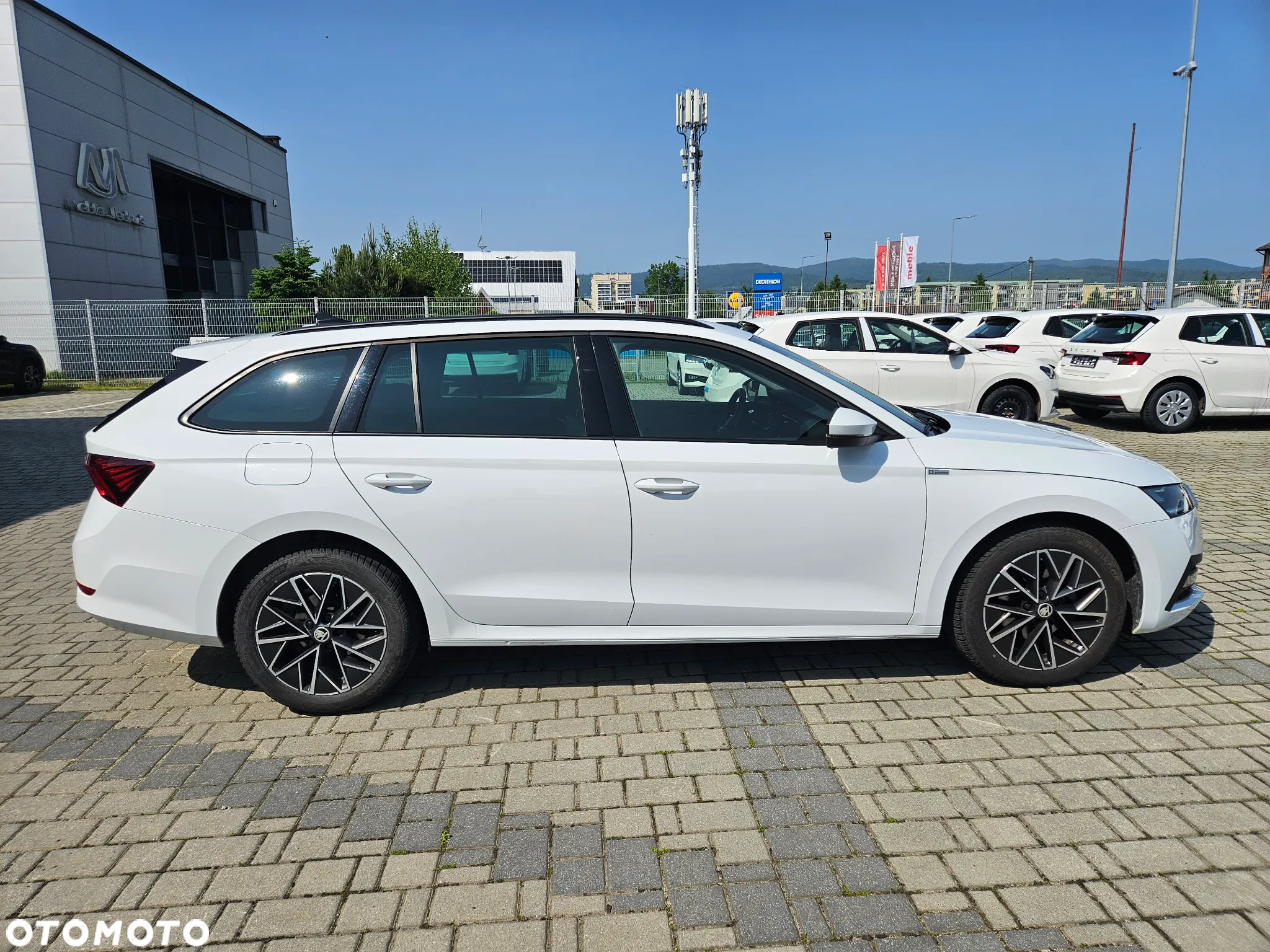 Skoda Octavia 2.0 TDI Ambition DSG - 4