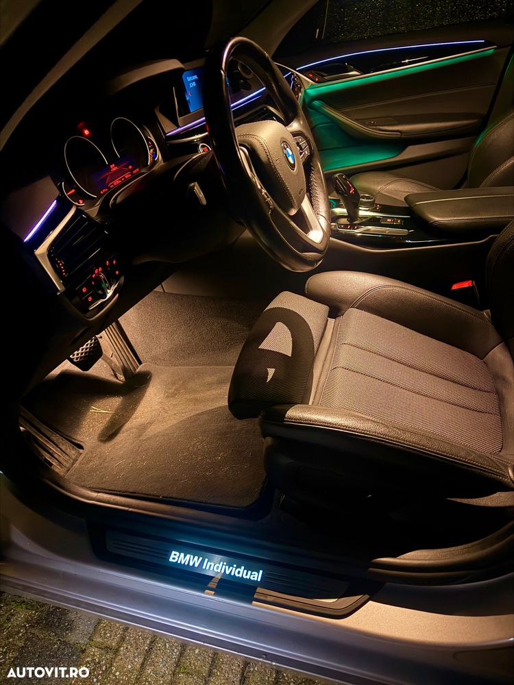BMW Seria 5 520i AT - 15
