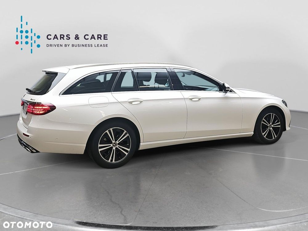 Mercedes-Benz Klasa E 220 d 4-Matic - 23