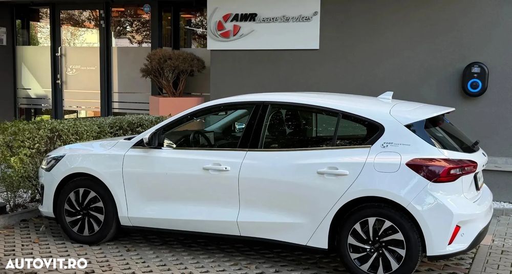Ford Focus 1.0 EcoBoost Titanium - 3