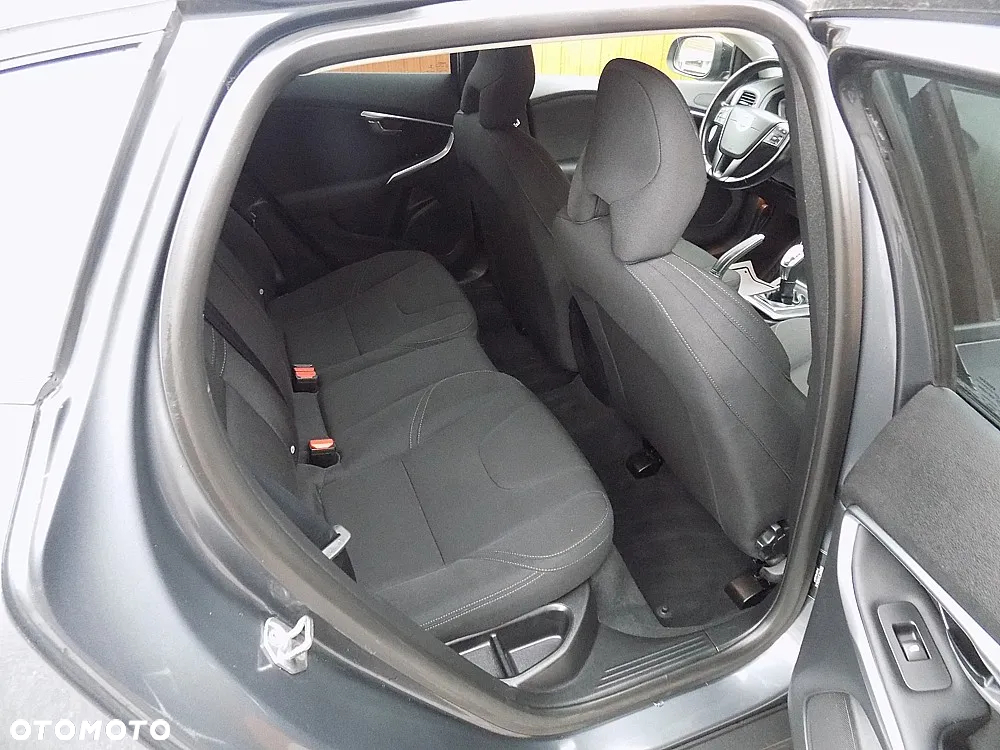 Volvo V40 Cross Country D2 Momentum - 7