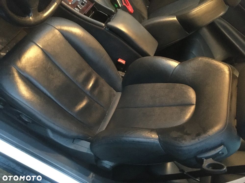 Mercedes-Benz CLK - 11