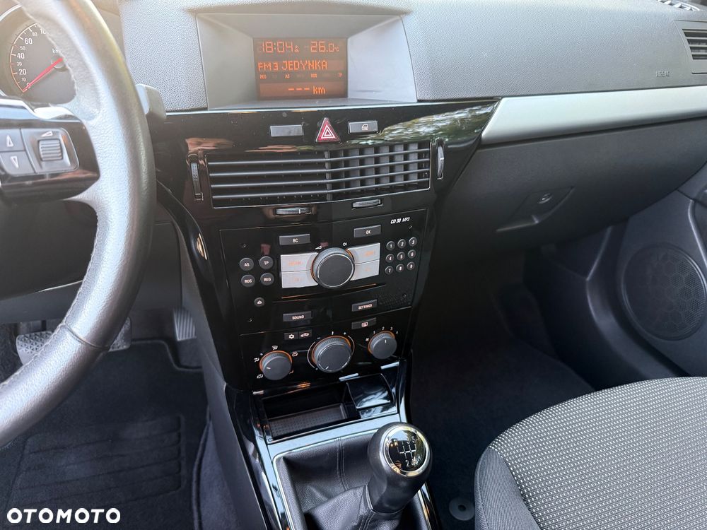 Opel Astra - 28
