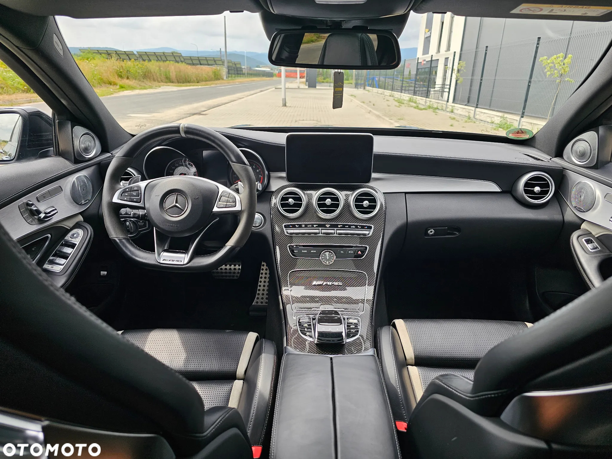 Mercedes-Benz Klasa C AMG 63 S - 12