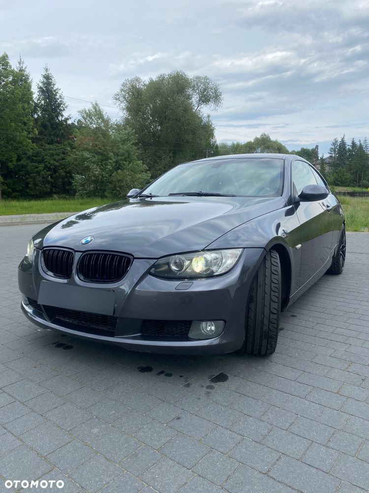 BMW Seria 3 335i Coupe - 3
