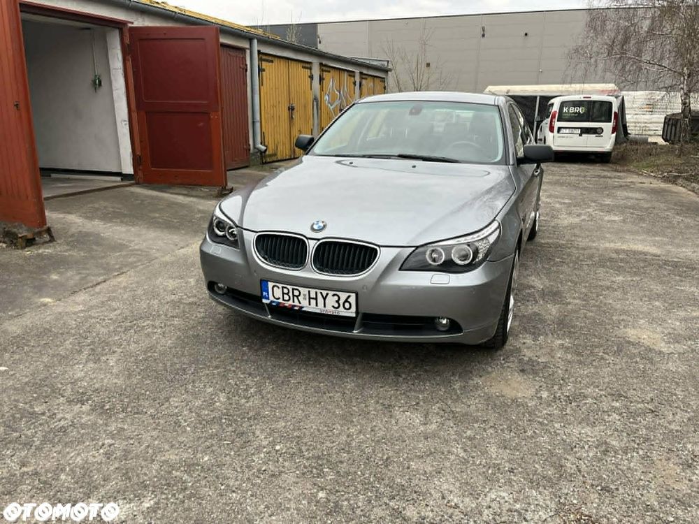 BMW Seria 5 520i - 1